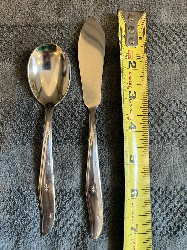 Cuchillo y cuchara para mantequilla atómica Starburst de acero inoxidable Mar Crest Foto 1 de 1