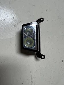 2021-2023 GMC SIERRA 2500 RIGHT TOWING MIRROR SIDE LIGHT LED OEM - Picture 1 of 6