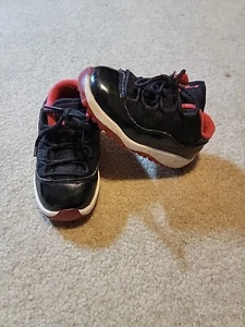 Nike Air Jordan XI 11 Low Bred 2015 Retro Sneaker Toddler 7C 505836-012 - Picture 1 of 13