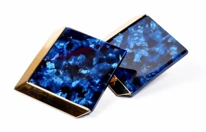 Coppia Orecchini Quadrati Silhouette Vintage Plastica Blu Marmo & Oro Metallo - Foto 1 di 3