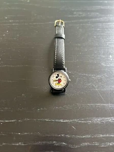 Orologio Vintage Donna Topolino Quarzo WR Analogico Quadrante 26mm Causale Rotondo (G349) - Foto 1 di 3