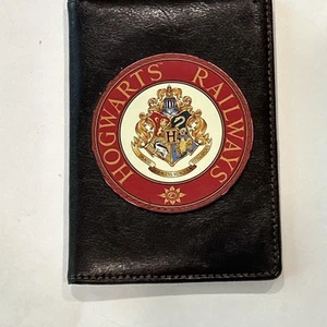 Neu ohne Etikett Universal World of Harry Potter Hogwarts Eisenbahn Reisepass Geldbörse - Bild 1 von 9