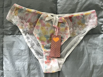 Bravissimo beautiful floral mesh bikini panty size L - Image 1 of 2