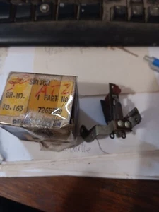 NOS 1956-1957 PONTIAC 1 SPEED WINDSHIELD WIPER SWITCH 7265779 - Picture 1 of 3