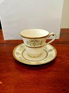 MINTON FINE BONE CHINA "HENLEY" TASSE & UNTERTASSE SET - WUNDERSCHÖN - Bild 1 von 8