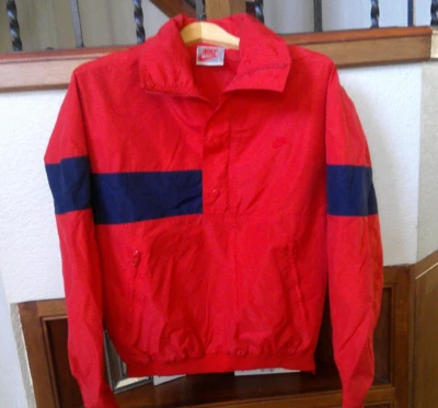 CHAQUETA DE NAILON ROJA NIKE VINTAGE PARA HOMBRE TRAJE DE PISTA HIP HOP TOP, MEDIANA Foto 1 de 4