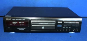 TEAC CD-RW880 Compact Disc Recorder Player CD-R CD-RW High Speed - Picture 1 of 3
