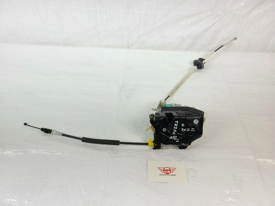 Actuador de cierre de cerradura de puerta trasera derecha Audi Q5 2010-2012 OEM 8K0839016D Foto 1 de 4