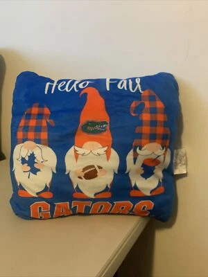 Almohada Gnomo Hello Fall de la Universidad de Florida Gators 15X13 Foto 1 de 4
