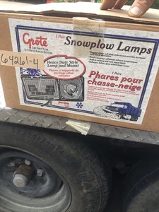 Grote 64261-4 Snowplow Light Sealed Beam Pair Pack Kit Snow Plow Lights - Picture 1 of 16