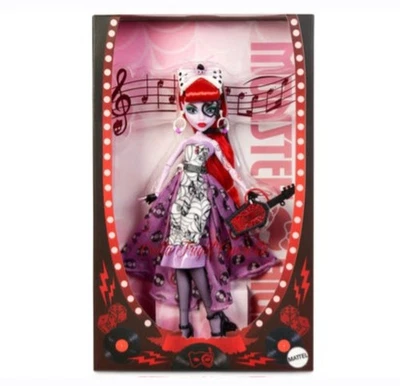 Muñeca exclusiva Monster High Outta Fright Operetta Fang Club Foto 1 de 4