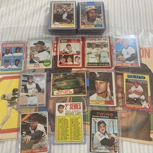 Vintage HOF Baseball 50 Karten Lot Mantle, Clemente, Mays, Aaron, Fred Lynn Rookie - Bild 1 von 24