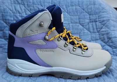 NEW Columbia Women’s Newton Ridge™ Plus Waterproof Hiking Boot; Size 11 WIDE - Image 1 of 4