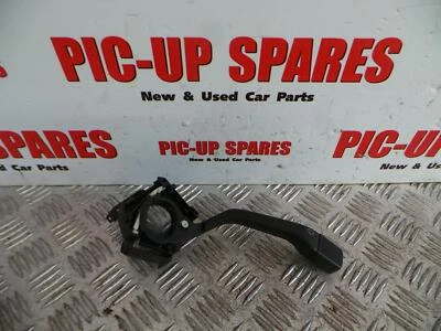 Interruptor de tallo limpiaparabrisas con limpiaparabrisas trasero Volkswagen Golf 1985-1992 324845 Foto 1 de 3