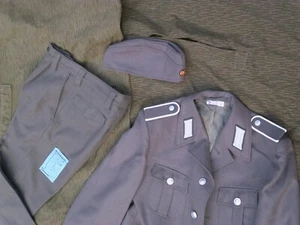 Chaqueta de uniforme de la RDA + pantalón, sin usar + gorra usada, similar al ma - Picture 1 of 4