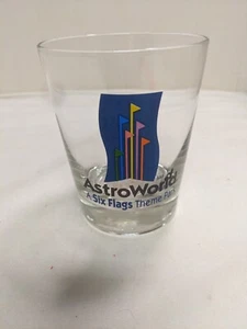 Bicchiere souvenir parco a tema sei bandiere vintage Astroworld-A - Foto 1 di 5