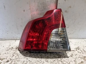 Luz trasera izquierda pasajero Volvo S40 N/S halógena 2007 Facelift OEM 30744538 - Imagen 1 de 21