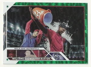 2023 TOPPS BASEBALL - WALK OFF WATERFALL - GREEN PARALLEL - #326 - TWINS - /499 - Picture 1 of 1