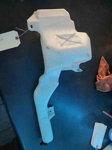 14 15 CHEVY SILVERADO 1500 Washer Bottle - Bild 1 von 3