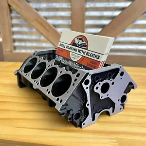 Lápiz y soporte para tarjetas Chrysler V8, bloque de motor Chrysler, auto regalo para hombre - Imagen 1 de 7