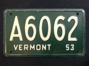1953-54 General Mills Wheaties Tin Mini Bicycle License Plate - Vermont - Picture 1 of 2