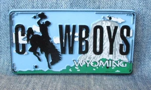 Cowboys Wyoming Rubber Magnet Souvenir Refrigerator MB26 - Picture 1 of 2