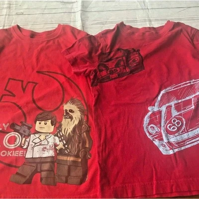 Lote de 2 camisetas vermelhas de manga curta Gymboree/Star Wars Boy’s Bundle tamanho 6/7 - Imagem 1 de 4