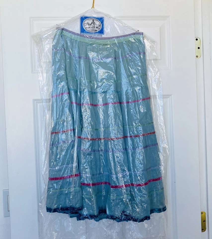 Cynthia Steffe Blue Multicolored Skirt Sz 6 - Image 1 of 4