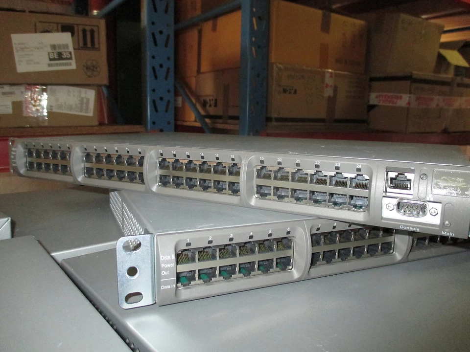 PowerDsine 6524  PD-6524/AC/M/F 24 Port Managed PoE Switch 10/100 Mbps - Image 1 of 1