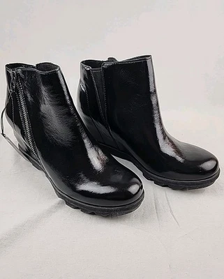 Sorel Joan Of Artic Black Patent Leather Side Zip Ankle Boots Hidden Wedge Sz 11 - Image 1 of 4