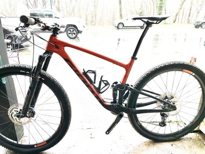 2023 Giant Anthem 29er with upgrades - Image 1 of 4