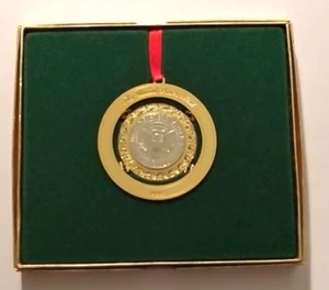 1996 U.S. Mint Holiday Ornament Kennedy Half Dollar (O-101) - Picture 1 of 6