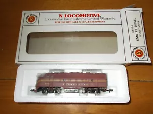 Bachmann N Scale PRR Pennsylvania EMD F 9 Diesel Loco runs lights box - Picture 1 of 8