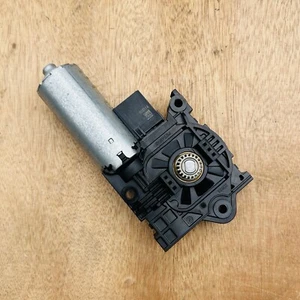 Genuine Mercedes OEM W177 A45s sunroof blind gear motor panoramic A1779064902 - Picture 1 of 6