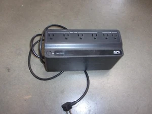 APC BE425M 6 Outlets 425VA 120V 180J Battery Back-UPS and Surge Protector (USED) - Photo 1/2