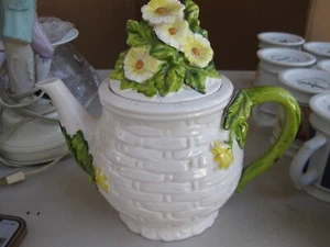 Vintage Lefton Rustic Daisy Basketweave Teapot #3855 Made in Japan - Picture 1 of 8