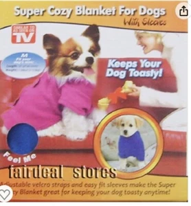SUPER GEMÜTLICHE FLEECEDECKE MIT ÄRMEL FÜR HUNDE KLEIN ÄHNLICH WIE IM FERNSEHEN GESEHEN - Bild 1 von 1