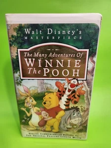Walt Disney's The Many Adventures Of Winnie The Pooh VHS Tape In Clam Shell Case - Picture 1 of 5