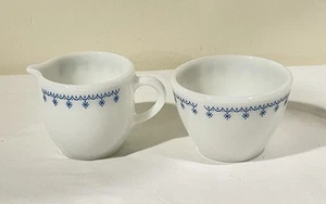 Vtg EXCLNT Pyrex Corning Blue Snowflake Garland Cream+Sugar Bowl Set Milk Glass - Picture 1 of 11