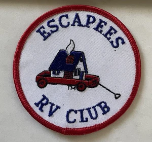 Vintage Patch Escapees RV Club House On A Wagon Texas Round - Picture 1 of 3