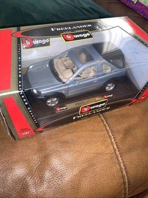 Burago 1/24 - Land Rover Freelander Azul Metálico Diecast Modelo Coche Foto 1 de 3