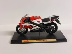 Moto Yamaha YZF-R7 Maisto 1/18 - Imagen 1 de 3
