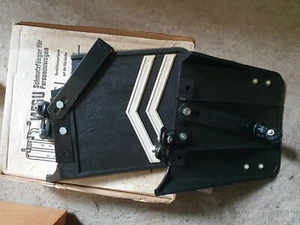 Schmutzfänger  Peugeot 404  schwarz Schmutzfängersatz  NOS  Wegu  - Bild 1 von 1