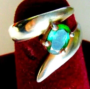 BEAUTIFUL 925 ST. SILVER RING, WITH 6x4 mm OVAL EMERALD, Size L - Picture 1 of 4