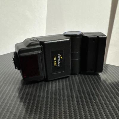 Quantaray QB 6500A Flash For Canon Film Camera - Image 1 of 4