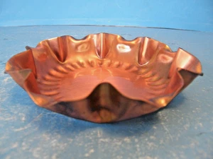 Vintage Gregorian Copper Hand Hammered Ruffled Edge Bowl - Picture 1 of 5