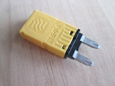 E-T-A Automotive Circuit Breaker 1620-2 1620-2-20A 20A 20Amps ATM Mini #M147PD - Image 1 of 4