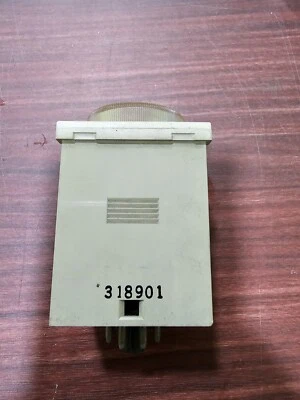 omron H3CR-A8-600 temporizador - Imagen 1 de 4