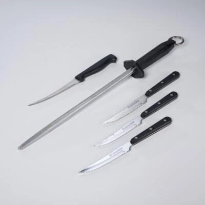 Lote misto de facas, uma faca de filé desossada Tramontina Brasil, 3 facas para bife, aço - Imagem 1 de 4