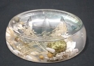 Vintage Moving Ocean Sea Shells Lucite Resin Acrylic Clear Soap Dish  - Picture 1 of 5